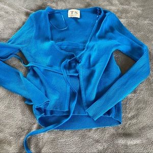 blue sweater crop set